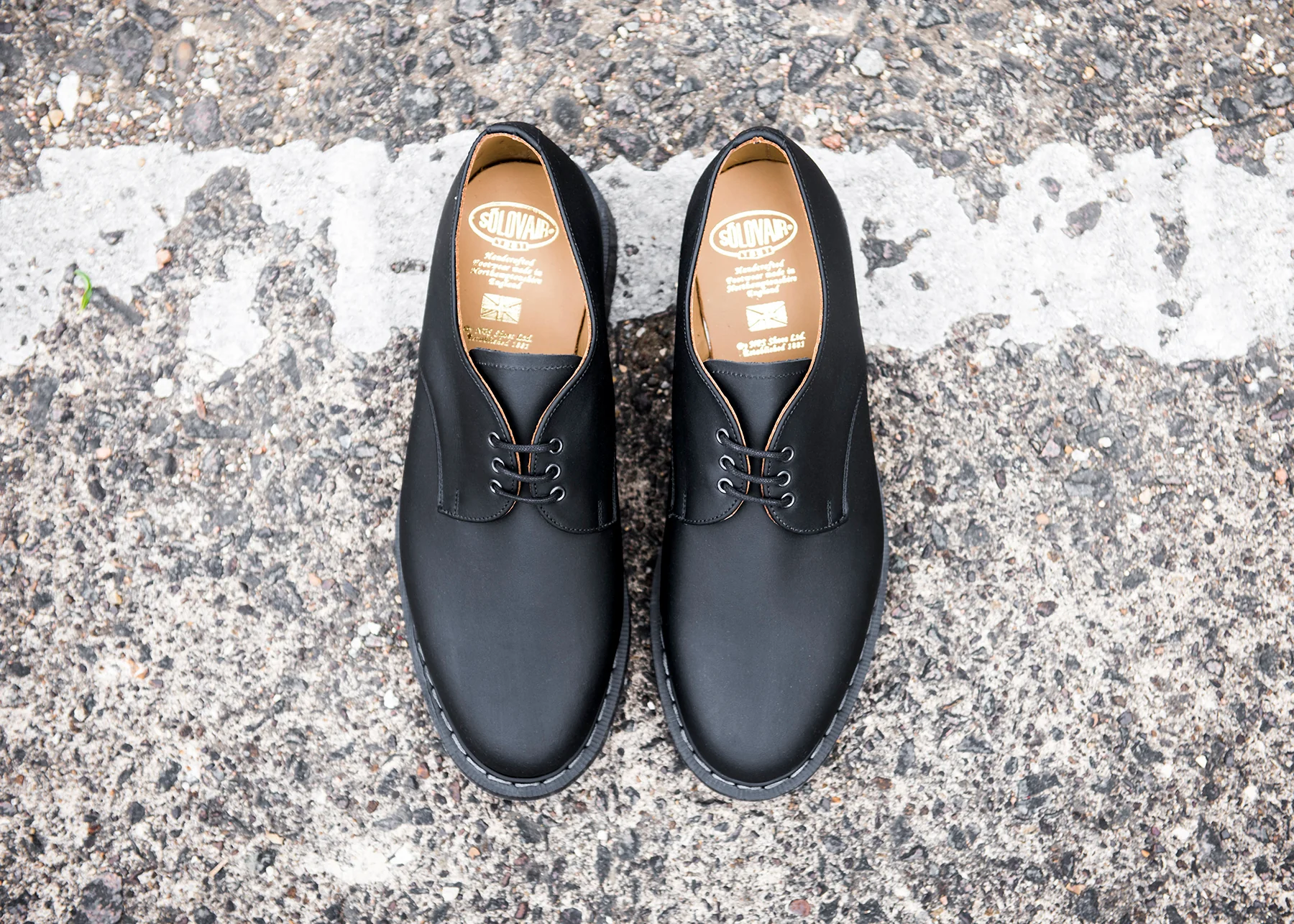 1446-black-greasy-gibson-shoe-6.webp Black Greasy Gibson Shoe