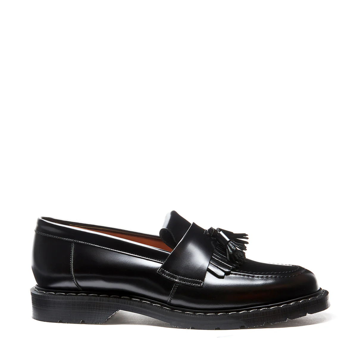 1710-black-hi-shine-tassel-loafer-1.webp Black Hi-Shine Tassel Loafer