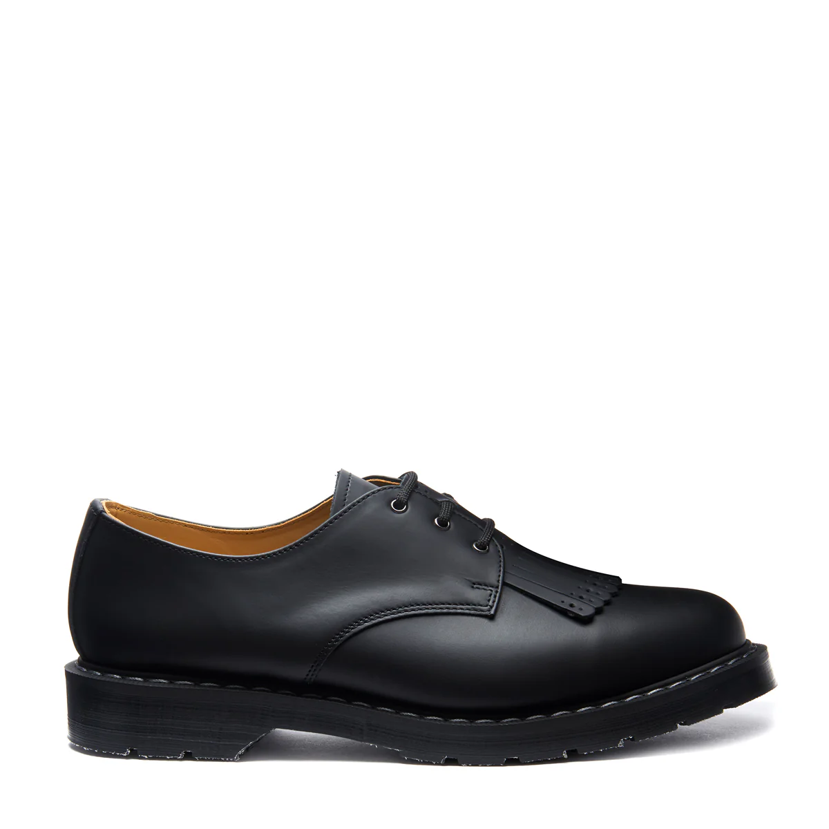 202-black-greasy-gibson-shoe-brogue-kiltie-3.webp Black Greasy Gibson Shoe & Brogue Kiltie
