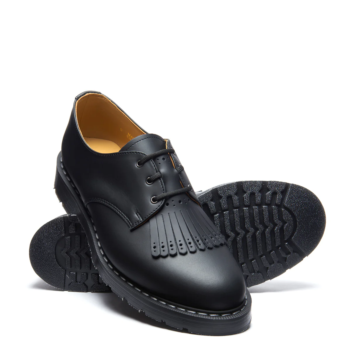 202-black-greasy-gibson-shoe-brogue-kiltie-4.webp Black Greasy Gibson Shoe & Brogue Kiltie