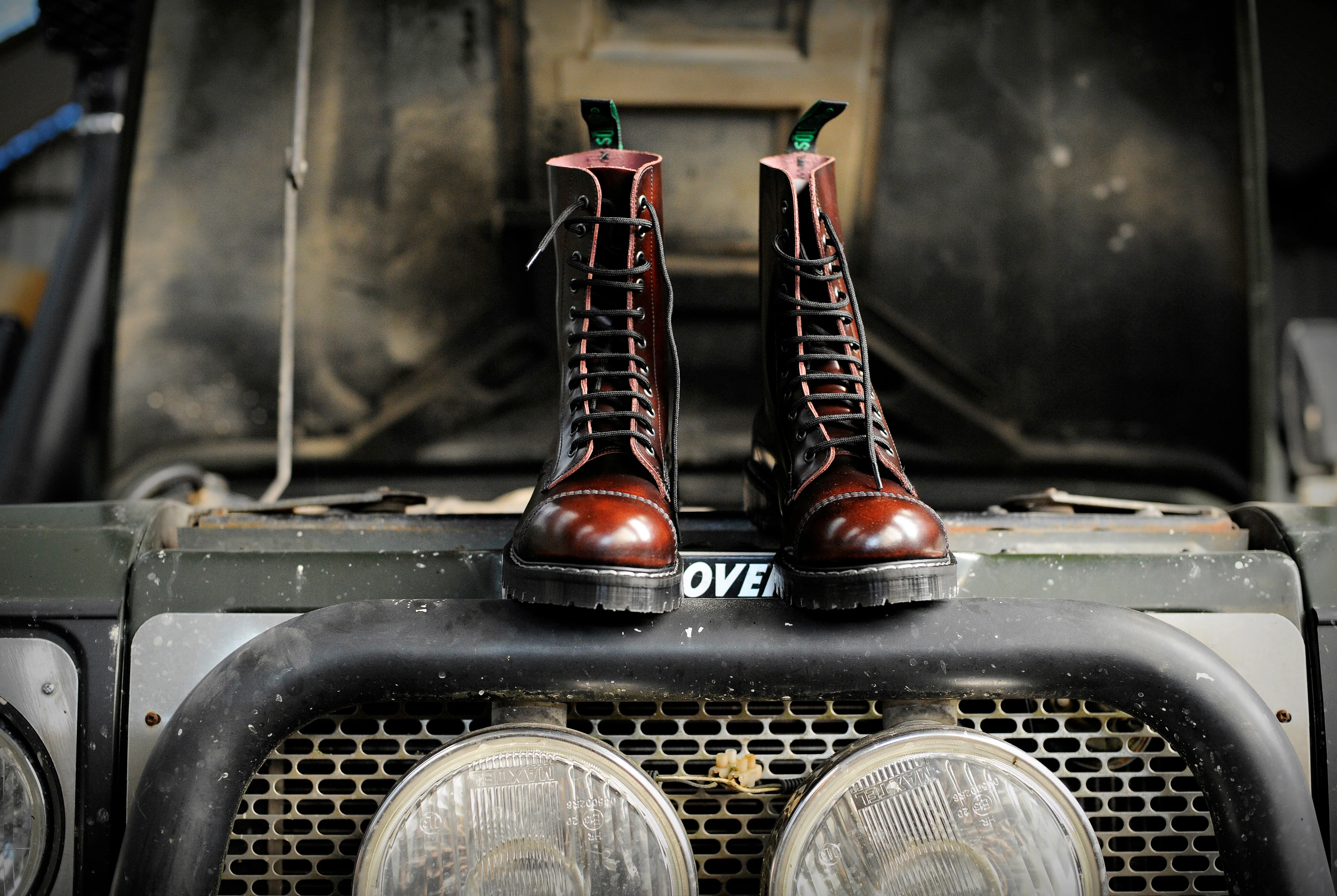 2198-burgundy-rub-off-11-eye-steel-toe-derby-boot-4.webp Burgundy Rub-Off 11 Eye Steel Toe Derby Boot