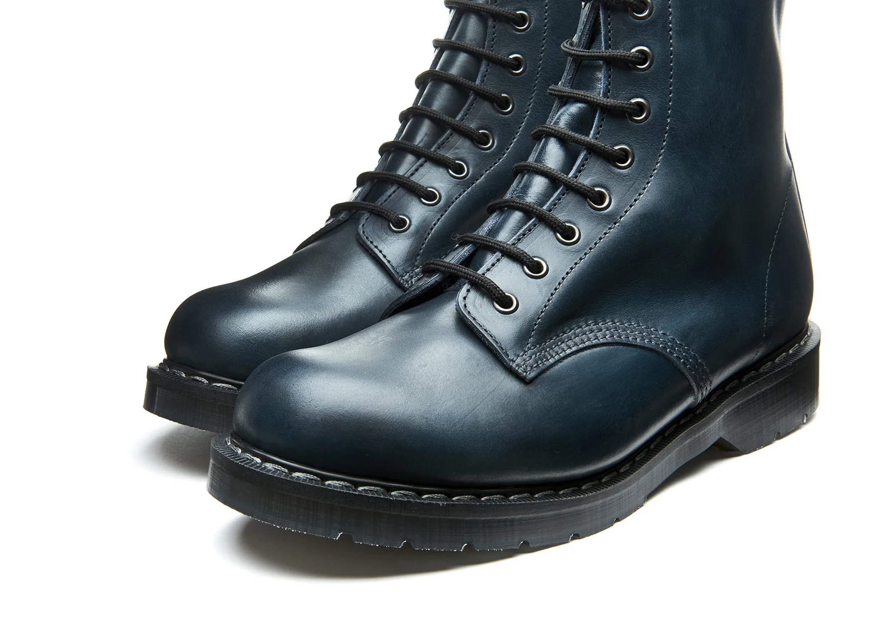 3155-navy-gaucho-8-eye-derby-boot-3.webp Navy Gaucho 8 Eye Derby Boot