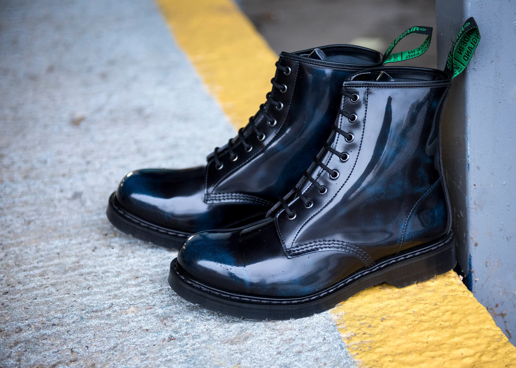 3326-navy-rub-off-8-eye-derby-boot-4.webp Navy Rub-Off 8 Eye Derby Boot