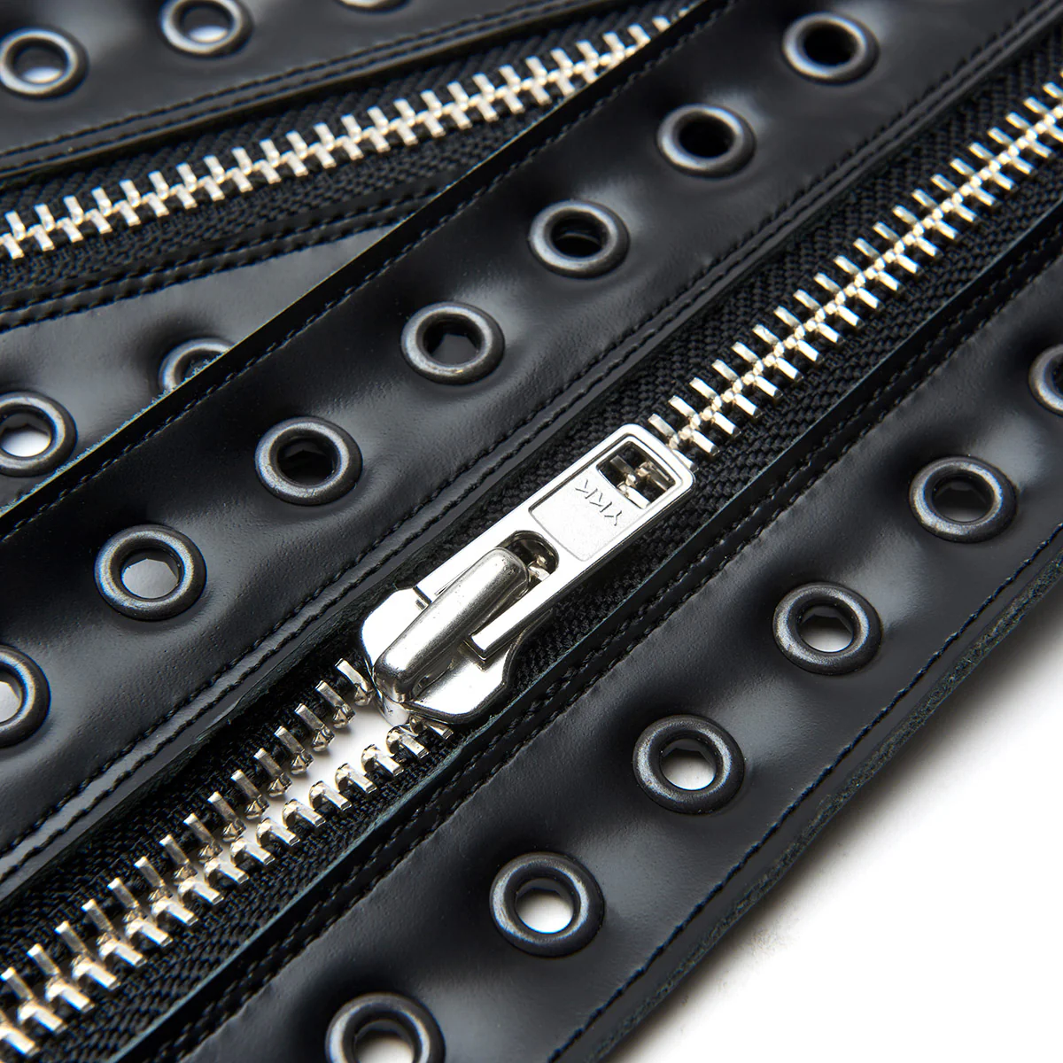 3727-8-eye-zip-guard-zipper-adapter-3.webp 8 Eye Zip Guard (Zipper Adapter)
