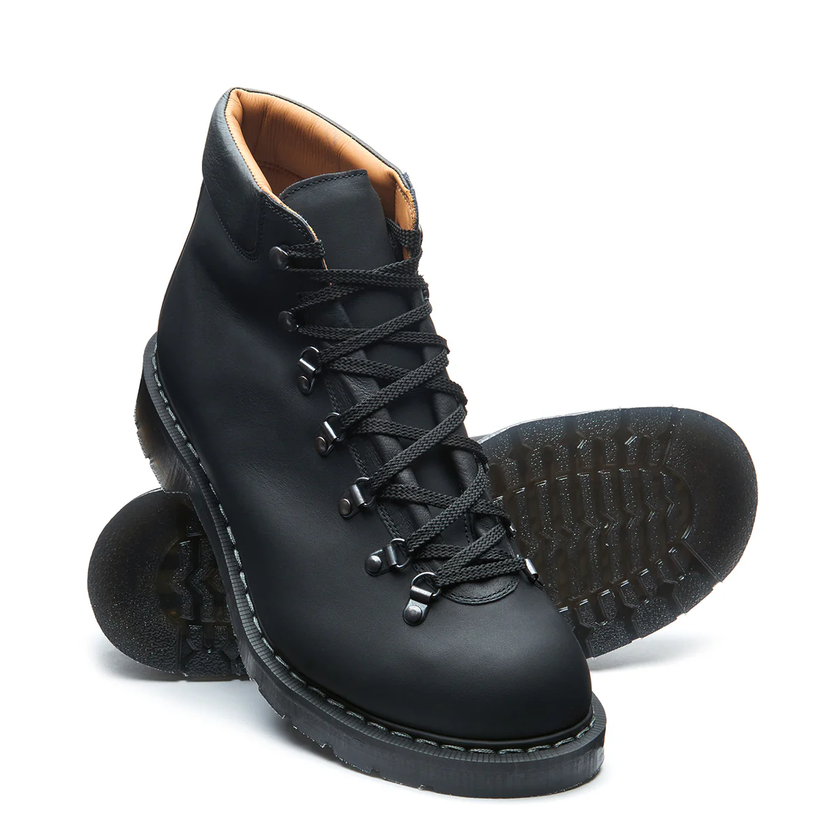 4614-black-greasy-urban-hiker-2.webp Black Greasy Urban Hiker