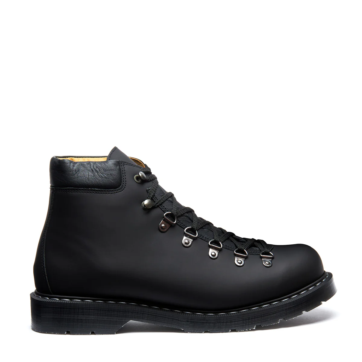 4635-black-greasy-urban-hiker-1.webp Black Greasy Urban Hiker