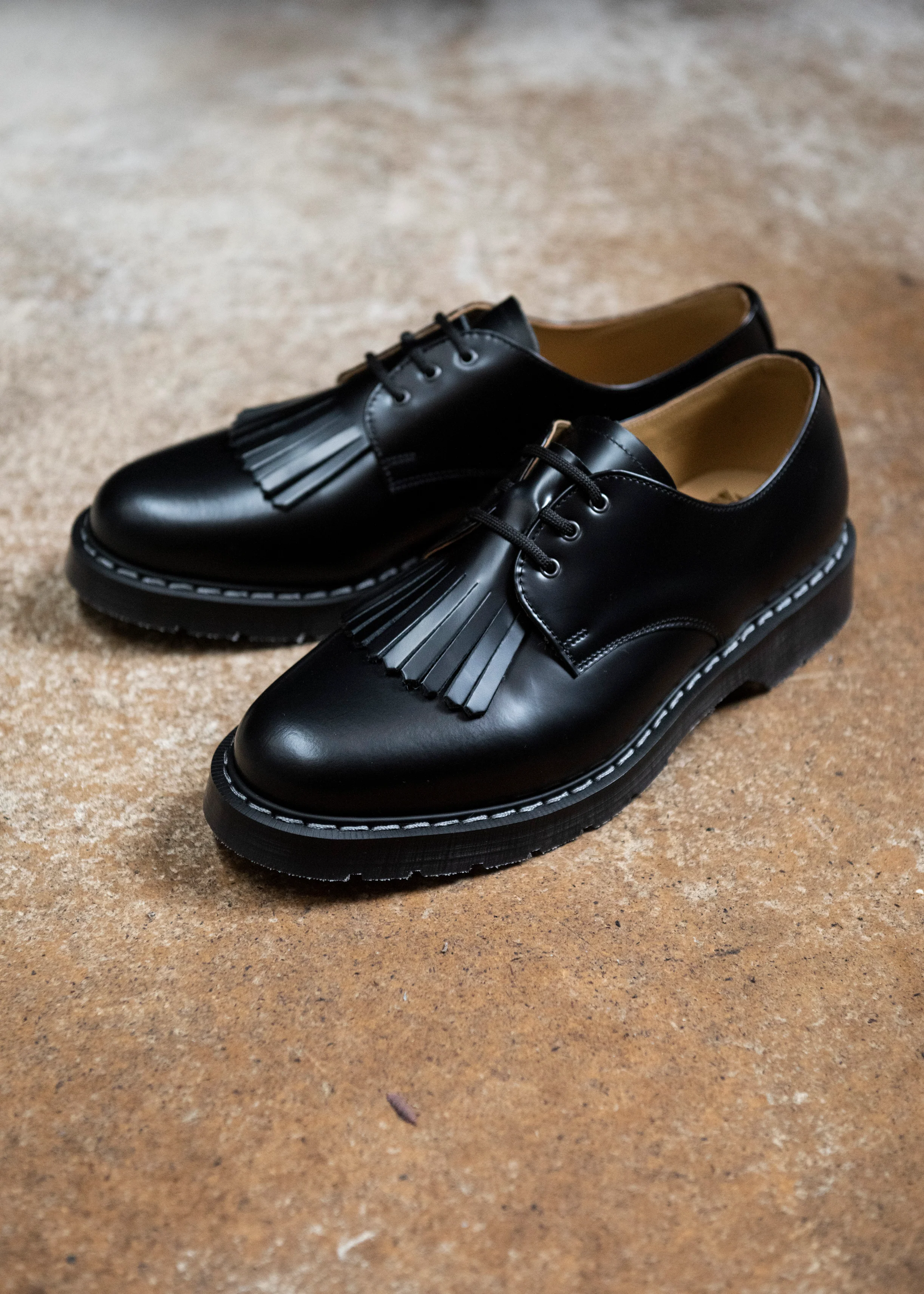 4821-black-hi-shine-gibson-shoe-shoe-kiltie-5.webp Black Hi-Shine Gibson Shoe & Shoe Kiltie