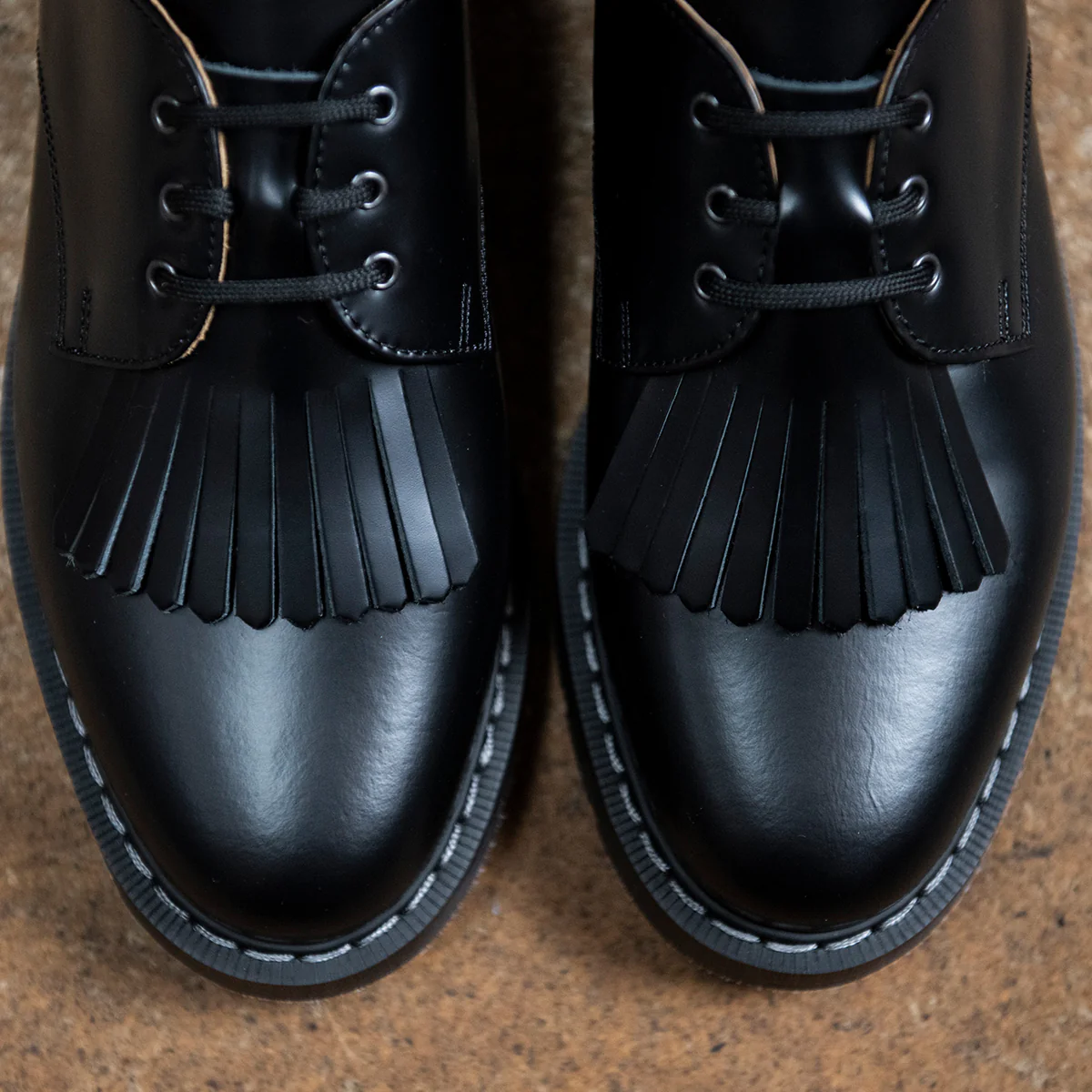 4821-black-hi-shine-gibson-shoe-shoe-kiltie-6.webp Black Hi-Shine Gibson Shoe & Shoe Kiltie