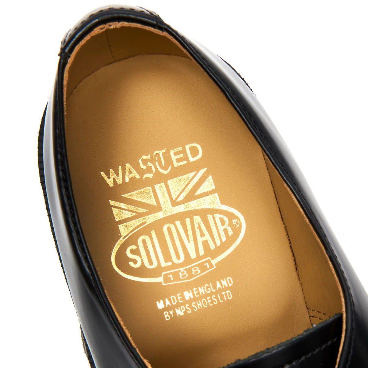 4958-black-hi-shine-union-jack-3-eye-gibson-shoe-5.webp Black Hi-Shine Union Jack 3 Eye Gibson Shoe