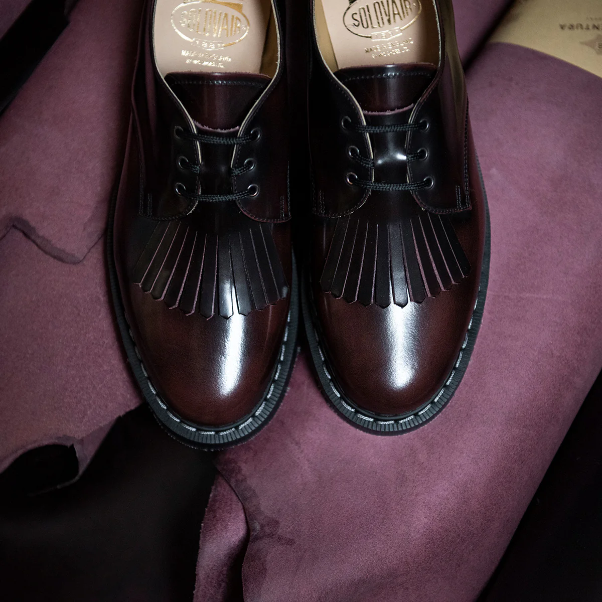 5365-burgundy-rub-off-gibson-shoe-shoe-kiltie-4.webp Burgundy Rub-Off Gibson Shoe & Shoe Kiltie