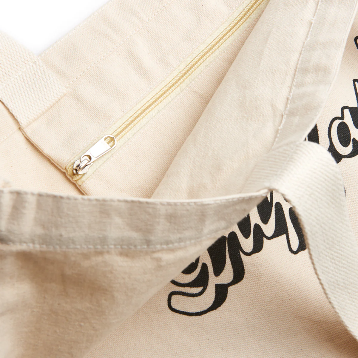 78-gripfast-tote-bag-3.webp Gripfast Tote Bag